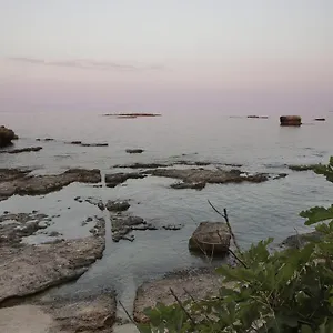https://le-bain-charming-suite.sicilyhotelsitaly.net